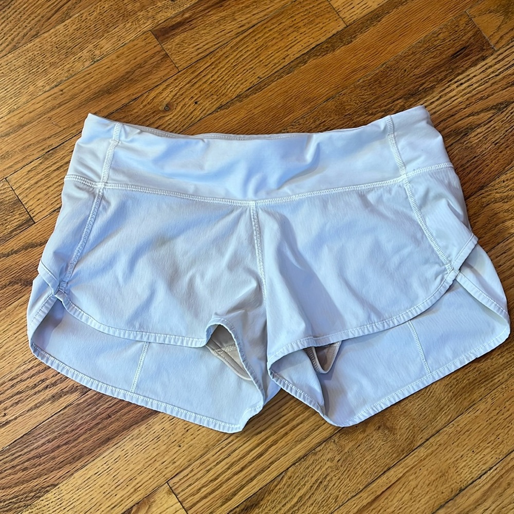 Lululemon Hotty Hot Lined Shorts White - Size 6